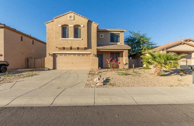 Stunning Home with Golf Course Views and Resort-Style Backyard photos photos Stunning Home with Golf Course Views and Resort-Style Backyard photos photos