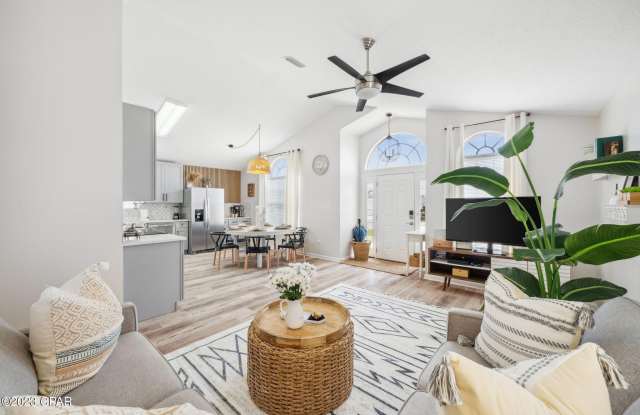 213 Coquina Shell Way Gallery 4