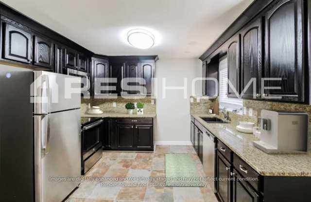 2756 Knollview Drive Gallery 2