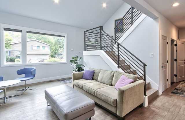 Fully Furnished Lake Oswego Gem!!!! photos photos