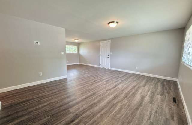 4426 Lesher Gallery 3