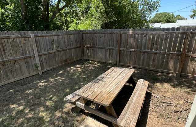 1602 NW 16th photos photos