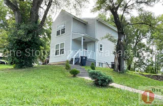 Beautiful 3 Bedroom 2 Bathroom Home in Kansas City! photos photos