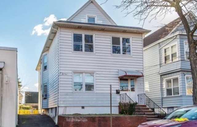 9 E Madison Ave photos photos