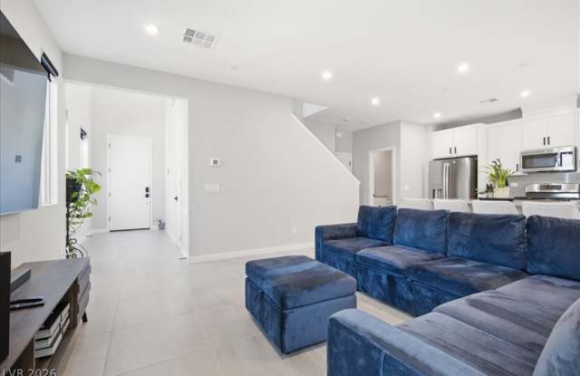 9276 Litvin Street Gallery 4
