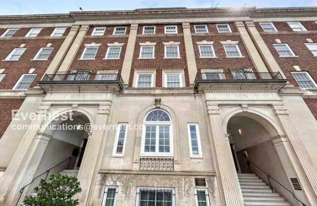 315 North Spruce Street photos photos