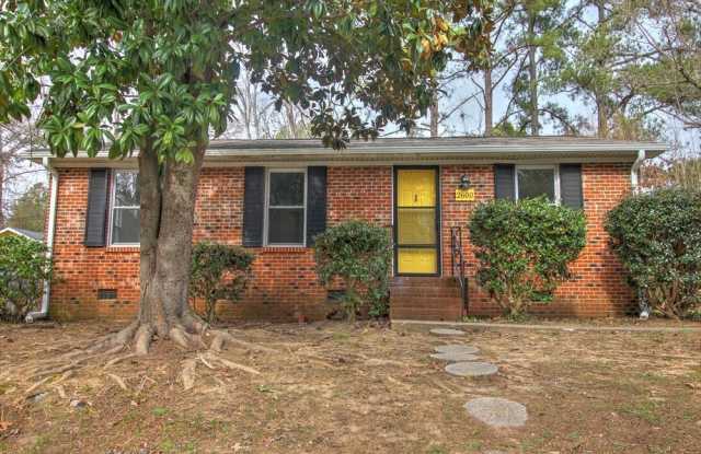 3 bedroom ranch home with fenced yard! photos photos