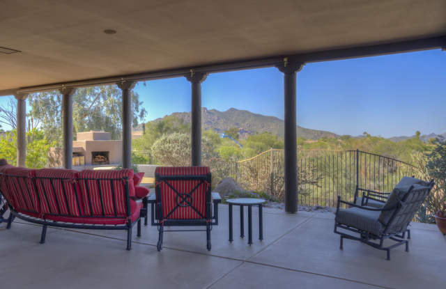 8017 E Carefree Drive - 8017 East Carefree Drive, Carefree, AZ 85377