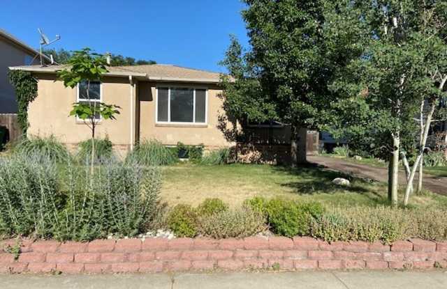 Charming with happy atmosphere 3BR House in Englewood photos photos