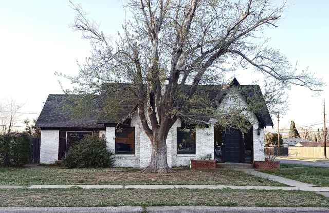 1300 West Ohio Avenue photos photos