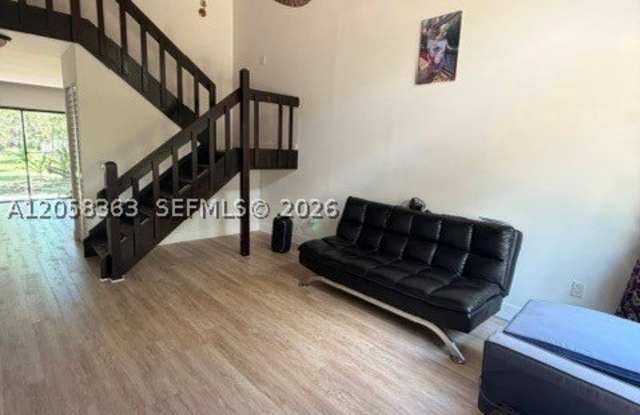11053 SW 113th Pl Gallery 2
