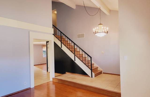 Single Family Home Gallery 3