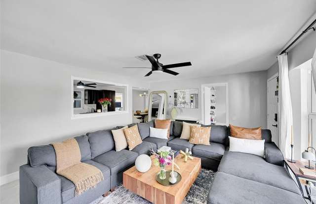 3657 Ruskin Ave photos photos