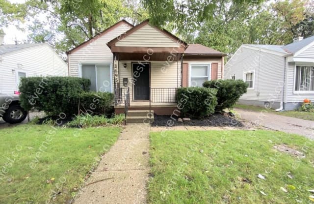 1695 Moorhouse Street - 1695 Moorhouse Street, Ferndale, MI 48220