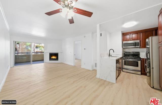 5530 OWENSMOUTH Ave photos photos