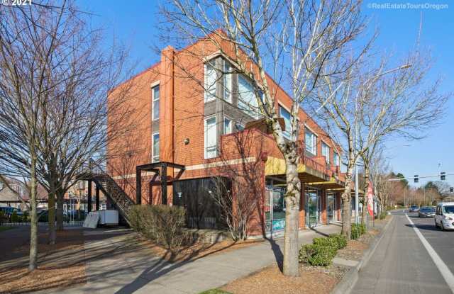 Stylish Condo Close To Nike  Intel - Pet Negotiable w/Pet Rent photos photos