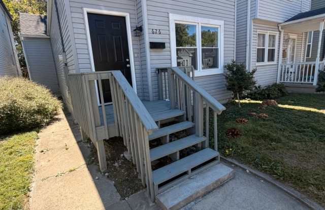 Beautifully Renovated 3 BR House! Gallery 3