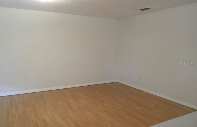 3609 E 38TH AVENUE Gallery 4
