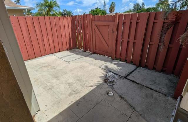 8599 CRATER Terrace Gallery 3