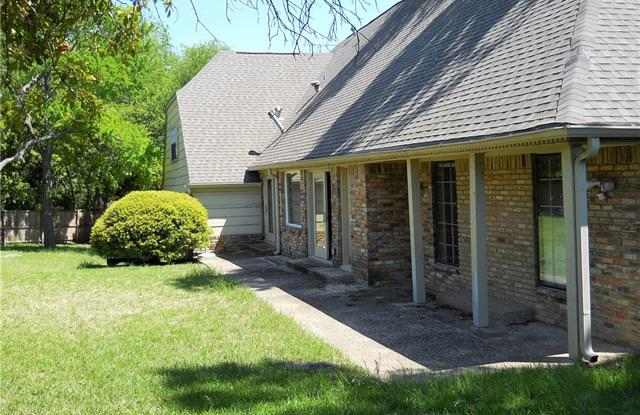 10710 Royal Park Drive Gallery 4
