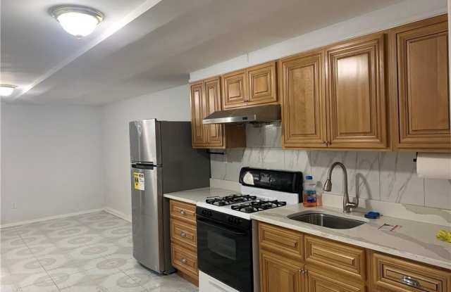 86 Avenue S photos photos