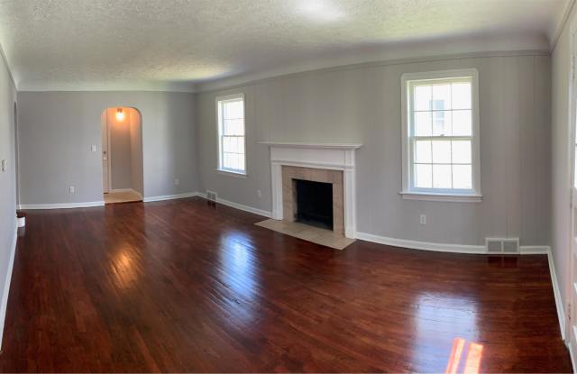 4819 Grantwood Drive Gallery 2