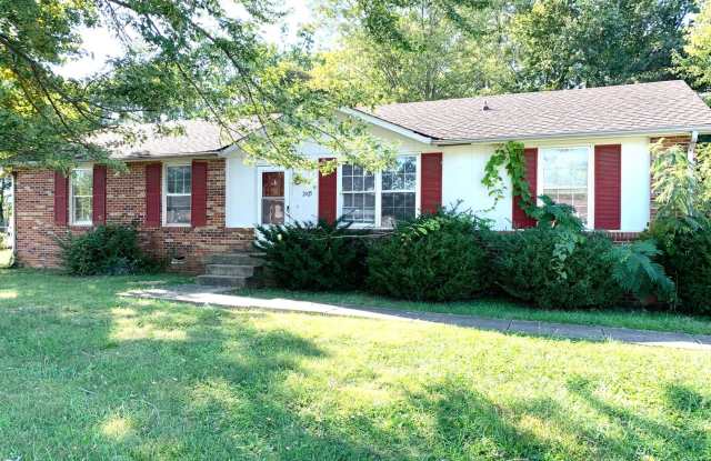 2425 Pendleton Dr photos photos