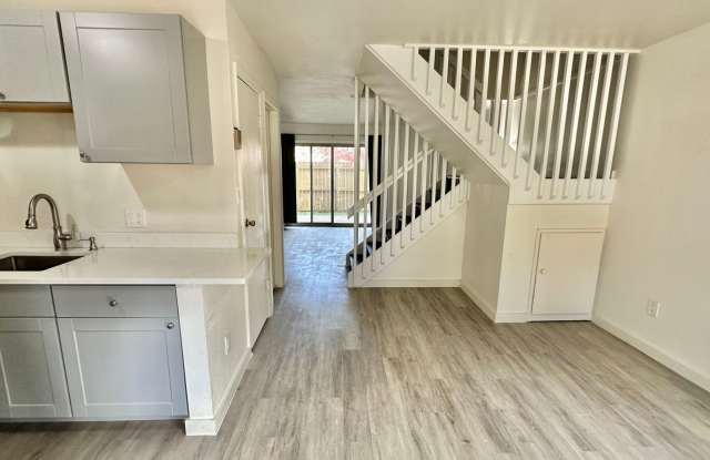 Spacious, Renovated 2BR Condo Near CU Boulder with Private Backyard - 3423 Madison Avenue, Boulder, CO 80303
