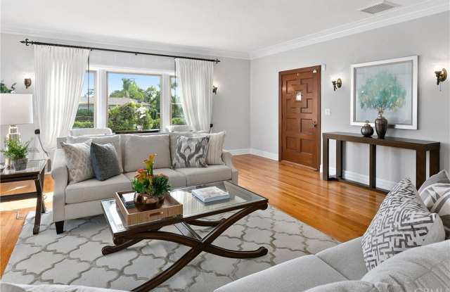 2515 E Del Mar Boulevard Gallery 4