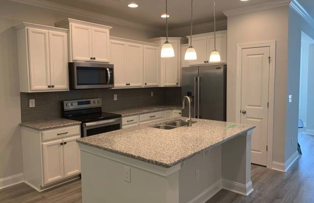 2409 Thoroughfare Drive Gallery 2