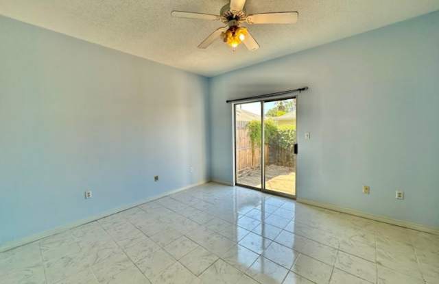 1828 Whispering Oaks Lane - 1 Gallery 2