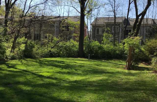 6867 MCLEAN GREENS COURT Gallery 4