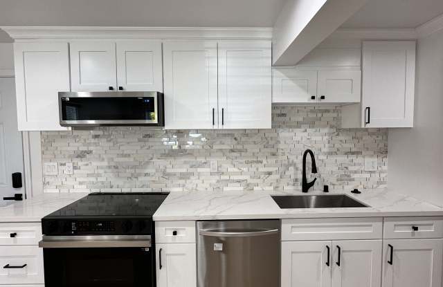 1039 Mound St photos photos