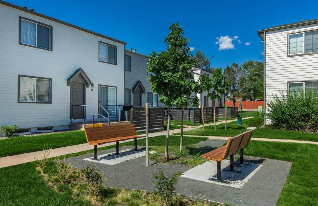 Briar Grove Townhomes photos photos