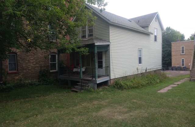 Three Bedroom Single-Family Home Close To Downtown photos photos