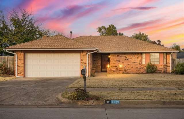 1125 N Patterson Drive photos photos