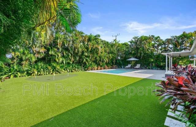 221 NW 18th St - 221 Northwest 18th Street, Delray Beach, FL 33444