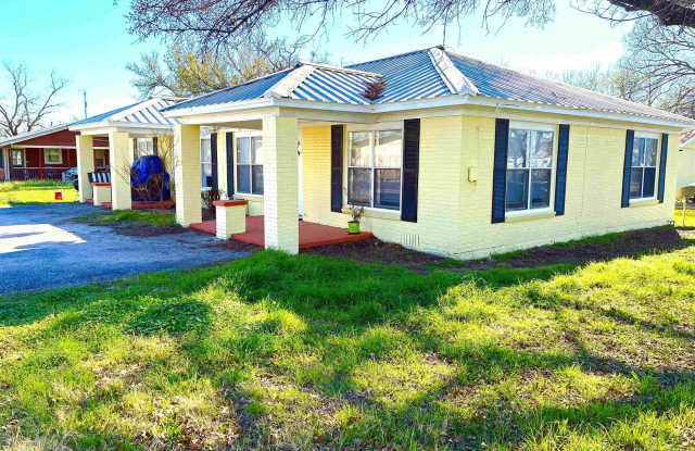 800 S Vanderveer photos photos 800 S Vanderveer photos photos