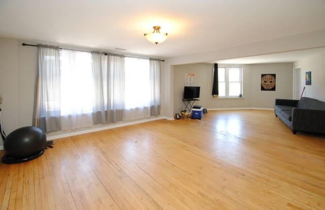 4123 North Lincoln Avenue - 4123 North Lincoln Avenue, Chicago, IL 60618