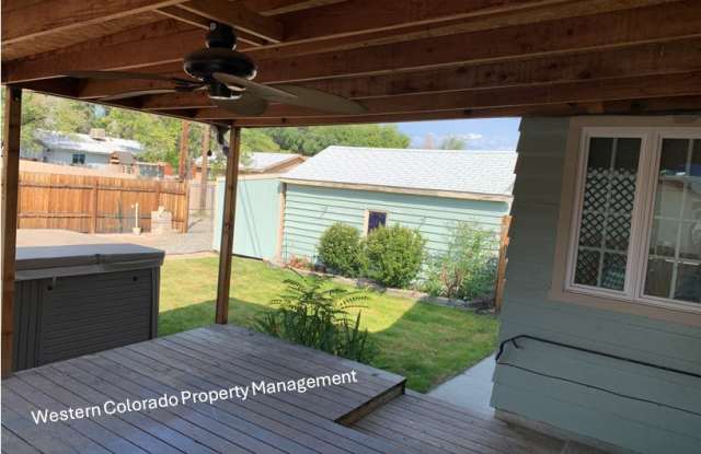 2312 Elm Avenue photos photos