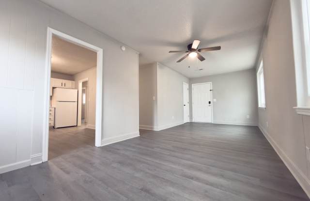 836 White Oak Dr Gallery 3