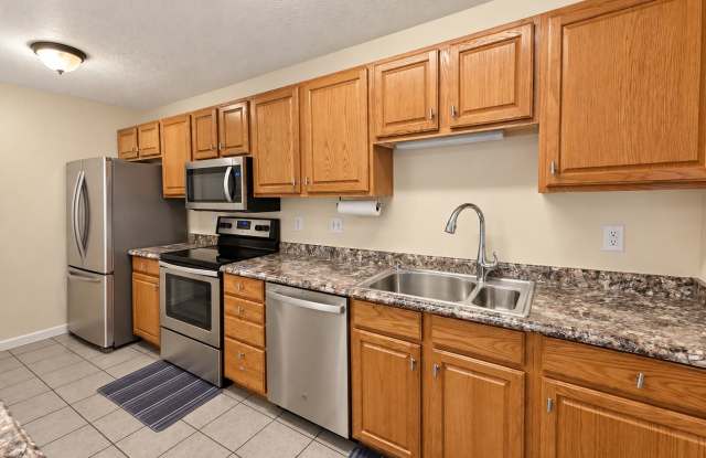 3 Bedroom Condo - GATED COMMUNITY! Gallery 1