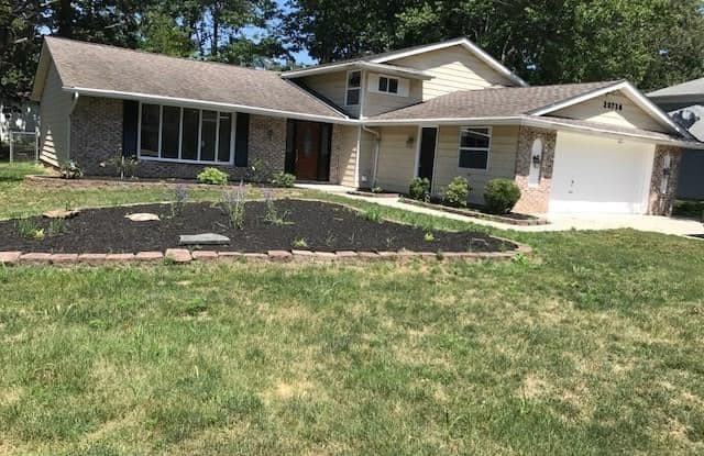20738 parkwood ln, - 20738 Parkwood Lane, Strongsville, OH 44149