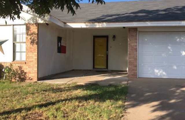 2229 Oleander Gallery 2