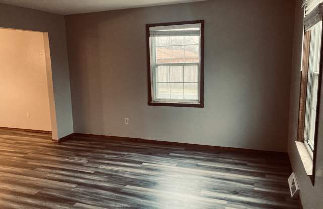 27007 Oakmead Dr Gallery 4