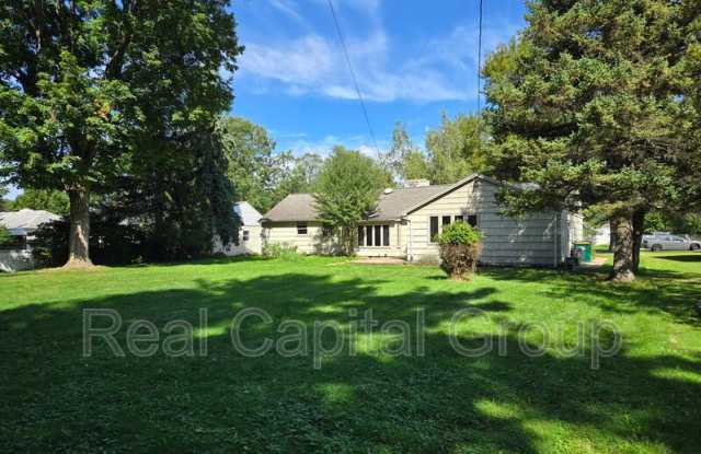 8401 Erickson Dr Gallery 3