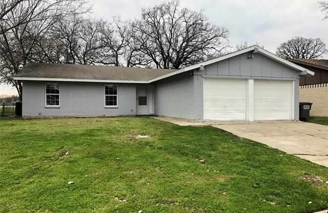 4201 Ambassador Way - 4201 Ambassador Way, Balch Springs, TX 75180