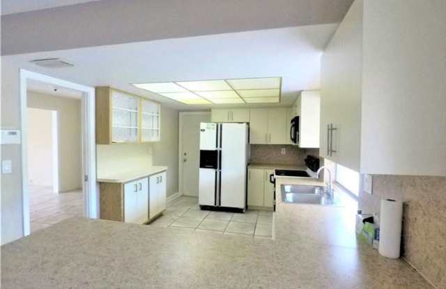 7221 NW 10TH Place, Plantation, FL 33313 - 6044 Gallery 4