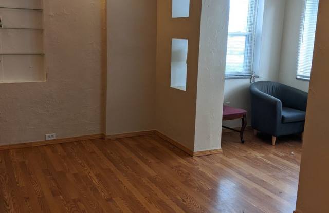 Renovated South Oakland 6 bedroom House Gallery 1