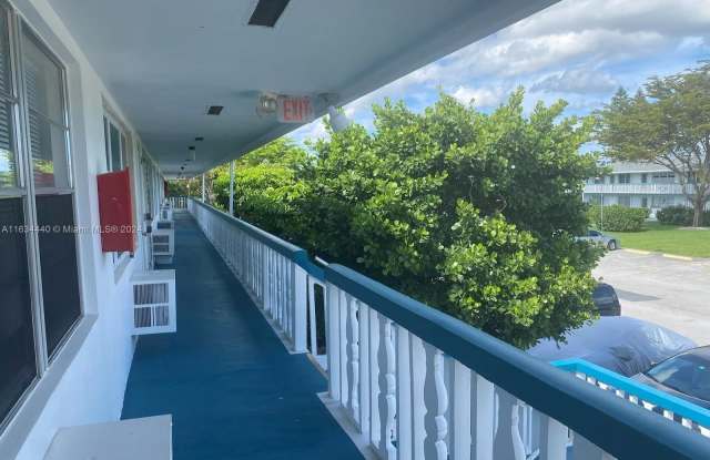 148 Berkshire G - 148 Berkshire G, Palm Beach County, FL 33417 148 Berkshire G - 148 Berkshire G, Palm Beach County, FL 33417